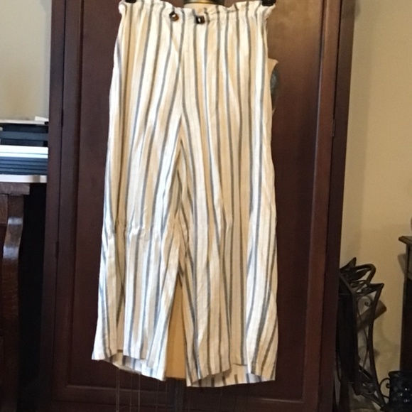 2 pair linen crop slacks - Picture 5 of 5